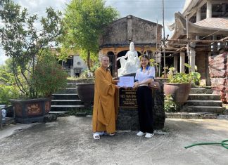 Trao tịnh tài hùn phước đúc đồng Ngài Địa Tạng Bồ Tát chùa Thiên Hương (Mỹ Hào, Hưng Yên)