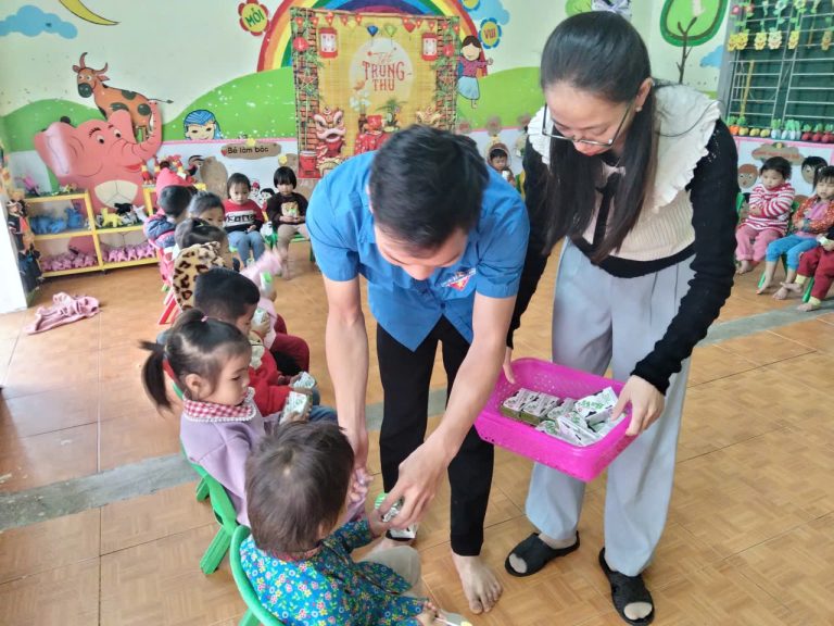 ✅[BỮA TRƯA DINH DƯỠNG – T11/2025] Năm học 2025 – 2026 ❣️ 🍓260 trẻ được thụ hưởng – còn 76 trẻ cần trợ duyên🥑