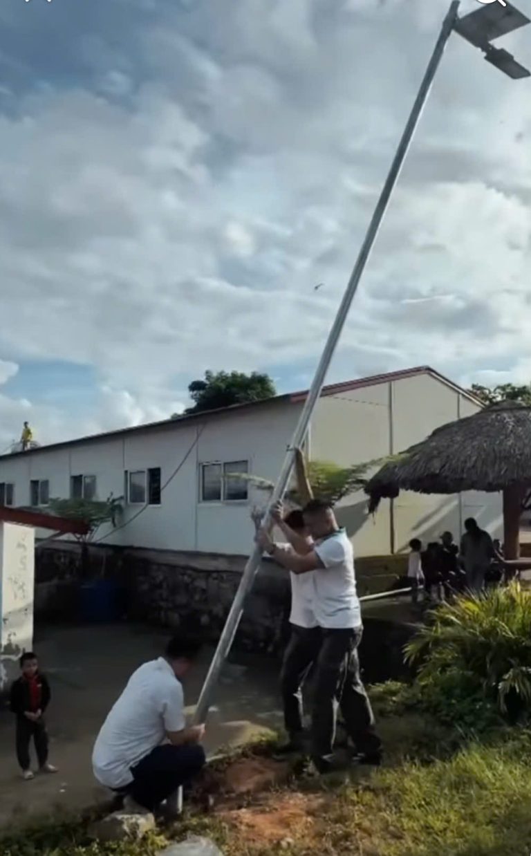 Thắp Sáng Vùng Cao – Mang ánh sáng về tới điểm trường – Trường PTDTBT TH và THCS Bản Máy 🥰